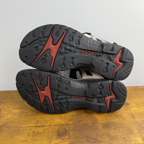 ECCO Yuctan Sandals Womens Size 39 US 8-8.5 Beige Strappy Hiking Shoes Outdoor - Picture 8 of 8